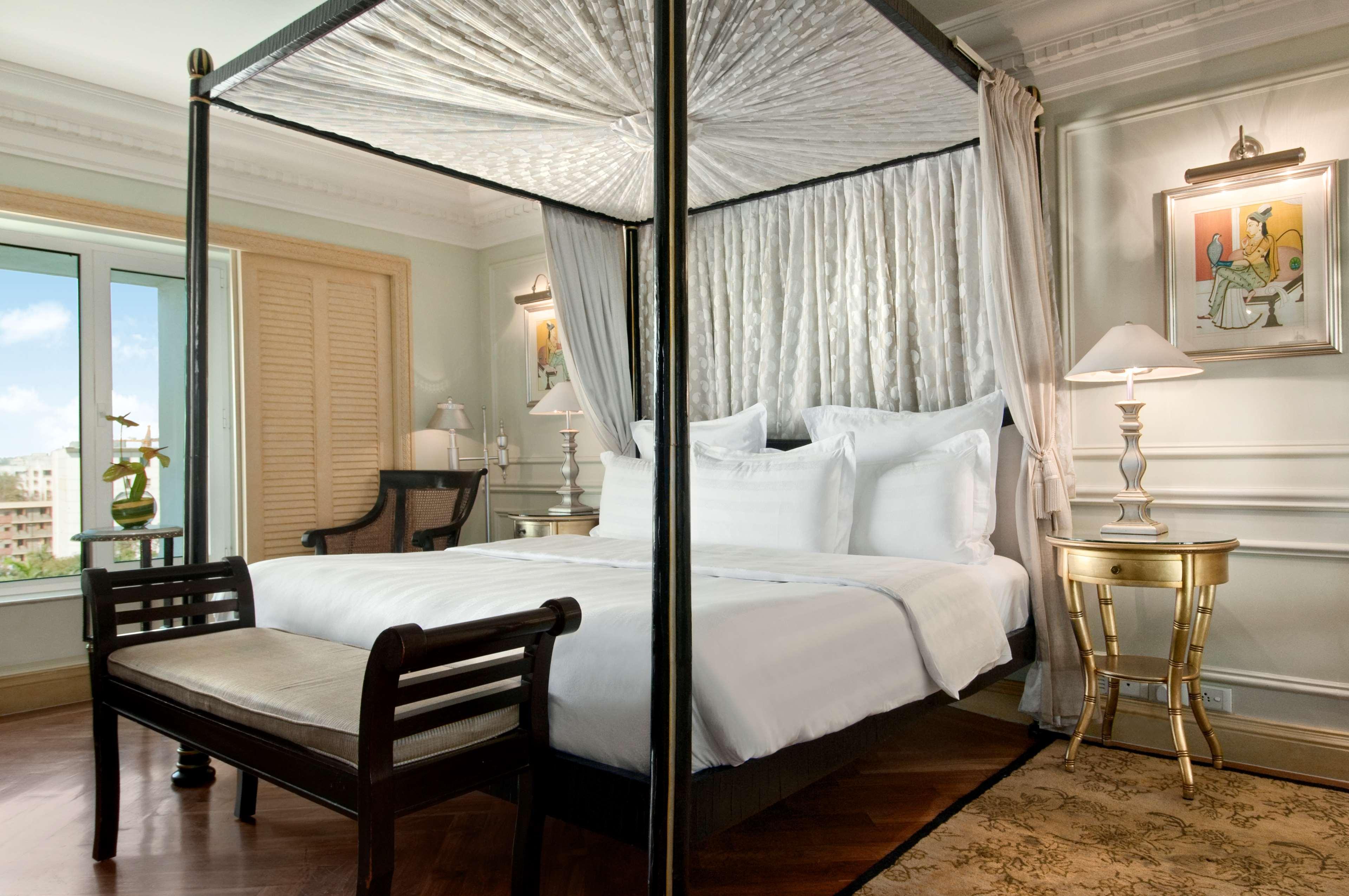 힐튼 뭄바이 인터내셔널 에어포트 호텔 객실 사진 A bedroom at the Mandarin Oriental, Bangkok